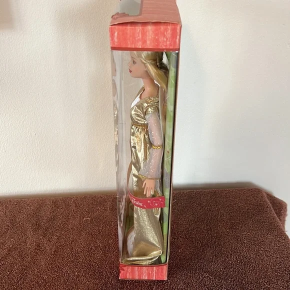 Barbie 2005 Holiday Angel new in box-vintage - Picture 5 of 5